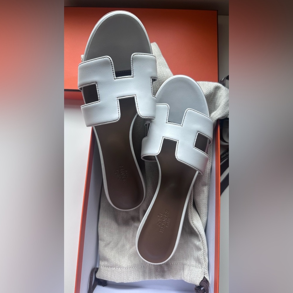 BNIB Authentic 2025 Hermes White Oasis Slide Sandals
